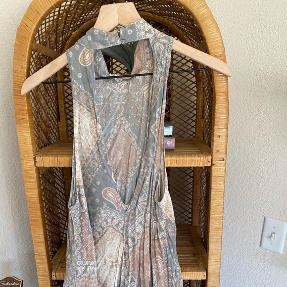 Dress/shirt - Picture 3 of 4